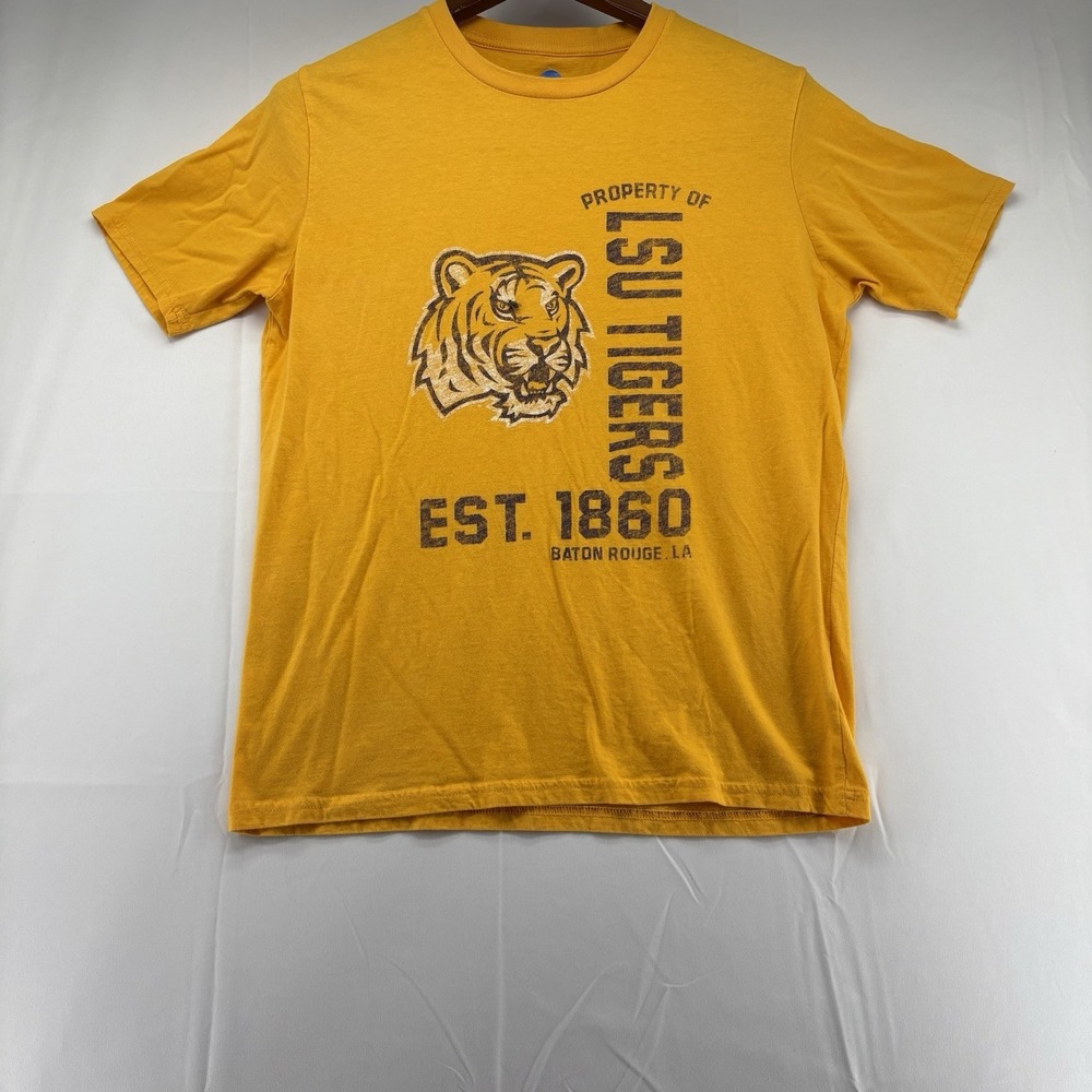 NCAA Property Of LSU Tigers Baton Rouge, La Vintage Style Gold T-Shirt Size Med